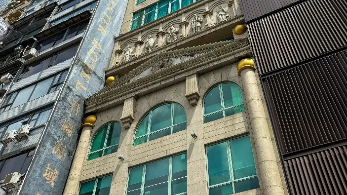 Victoria Harbour view waterfront hotel up for sale 