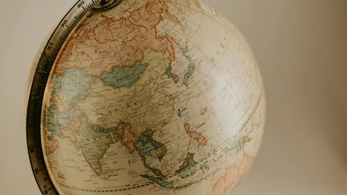 This week in finance: CIMB Singapore's new card for sole proprietors; banks' real estate woes; in-app chat services heat up