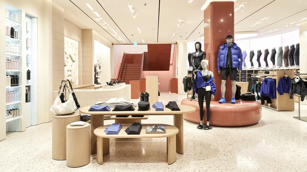 lululemon opens flagship store  in Seoul