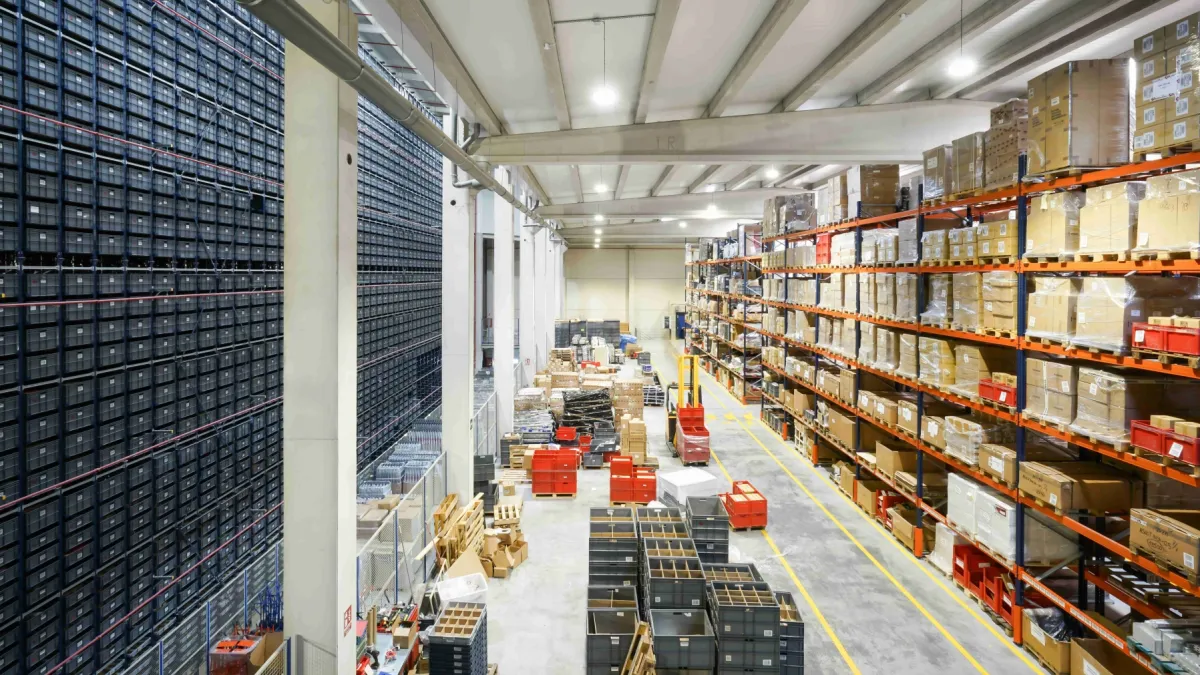 Domestic wholesale sales dip 1.1% as furniture and construction trades slump