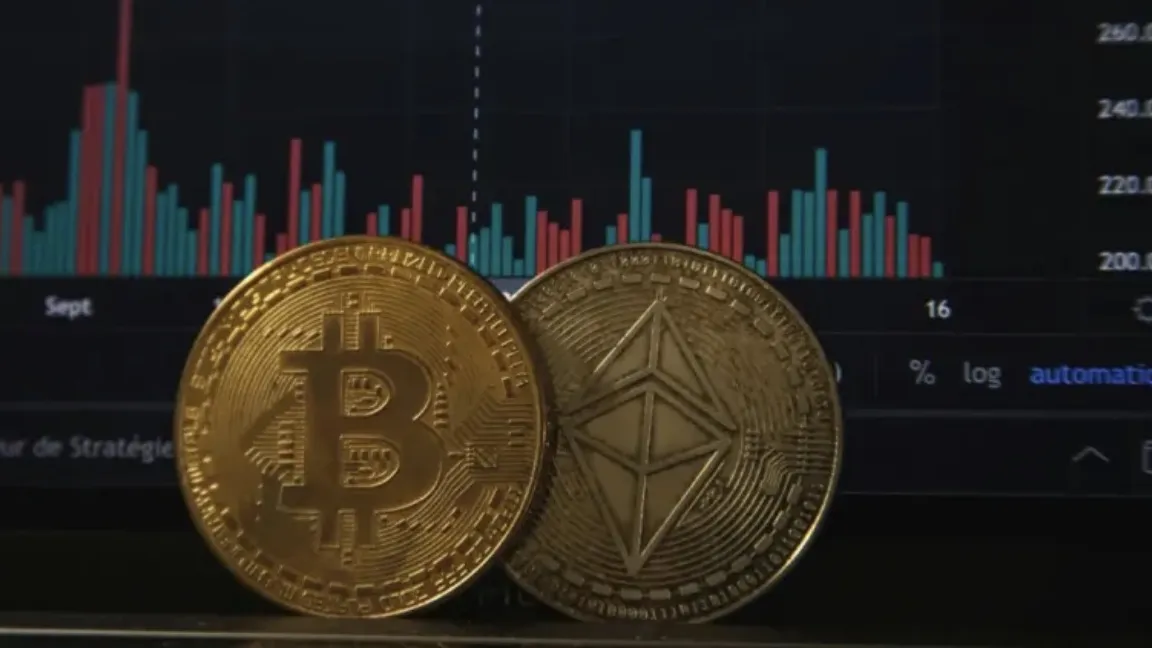 Digital money could double Hong Kong’s fund industry, report says