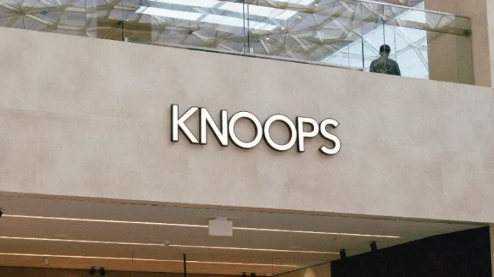 Knoops lands at centre:mk