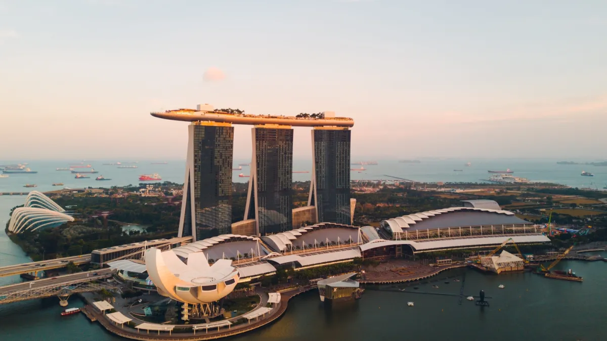 Hongkong Land takes 10.8% stake in Suntec REIT for $541m