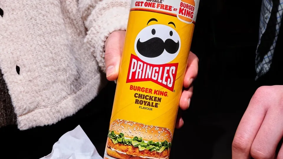 Social Media Wrap: Burger King partners with Pringles; Caprinos launches Detroit-style pizzas; Shake Shack features Manchester mural artist