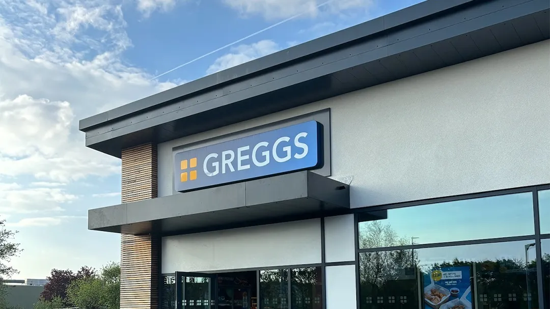 Greggs sales hit £800m after 7.5% rise in first 19 weeks