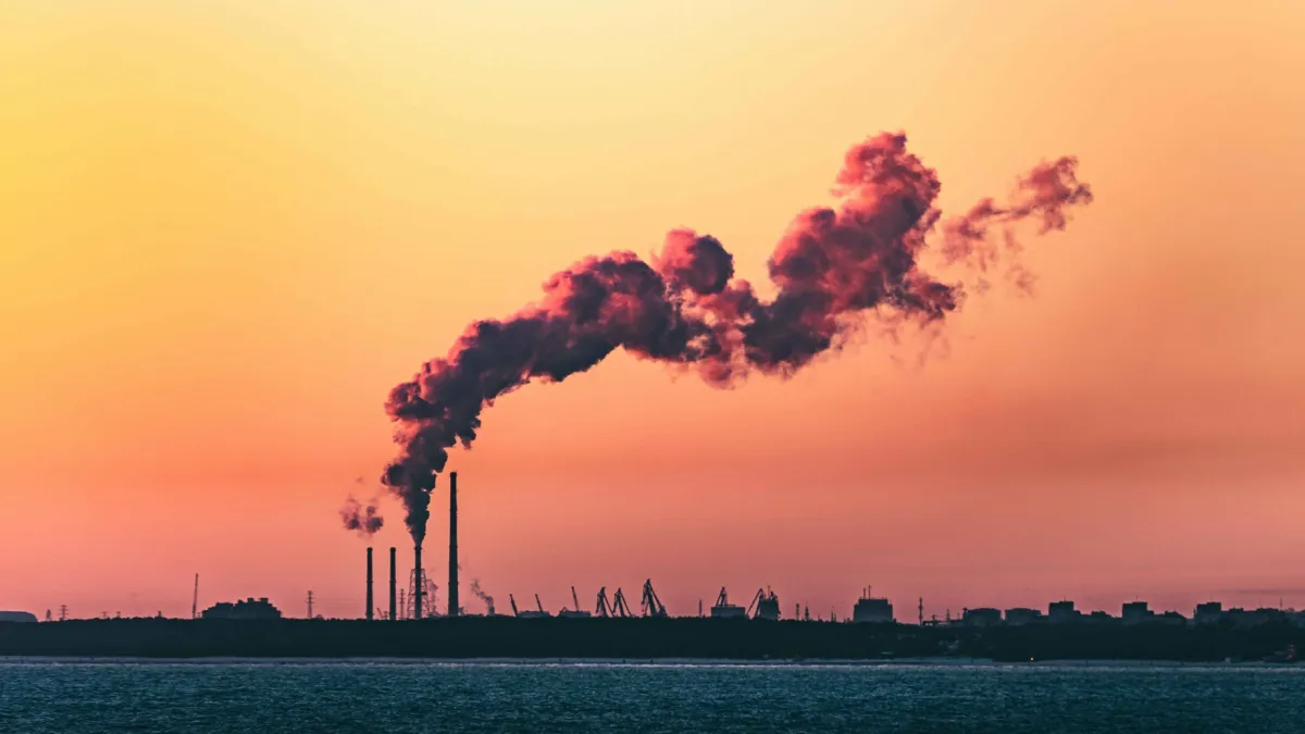 Singapore allows 2025 carbon quotas to carry forward amidst supply crunch