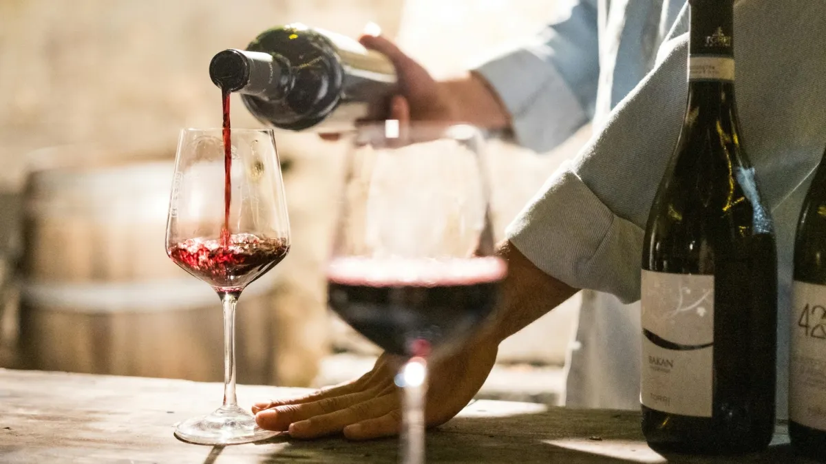 Vinum Fine Wines indices edge up in April trading