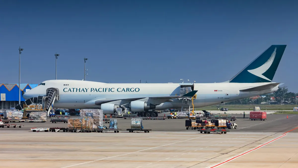 Cathay Cargo restarts Bangkok freighter service after 10 years