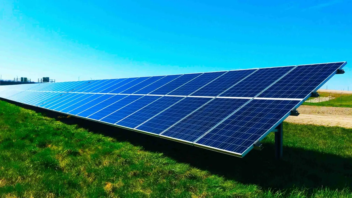 Australia’s business rooftops miss solar potential amidst regulatory barriers