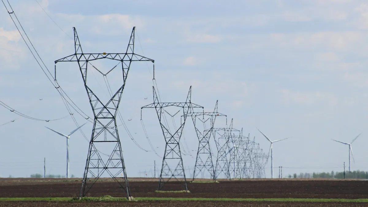 Philippines' power reform targets system loss charges
