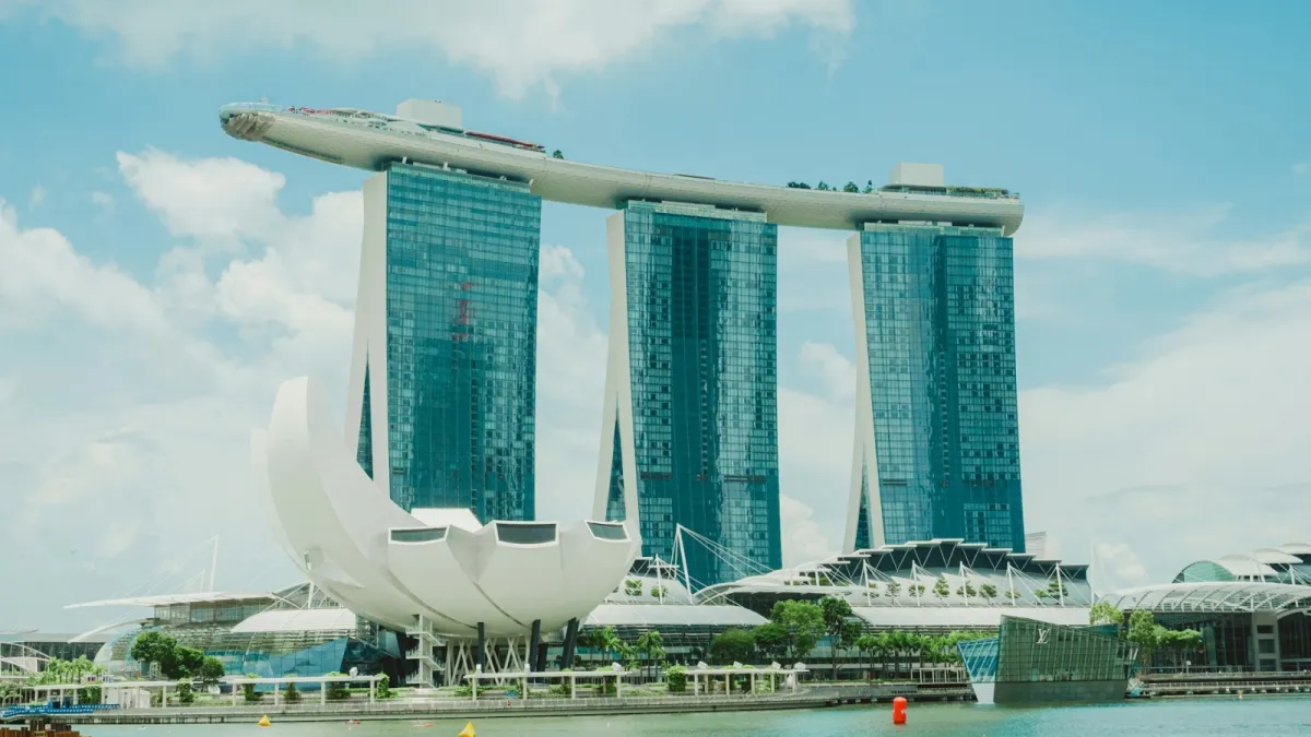 Singapore manufacturing growth reinforces demand for R&D hubs
