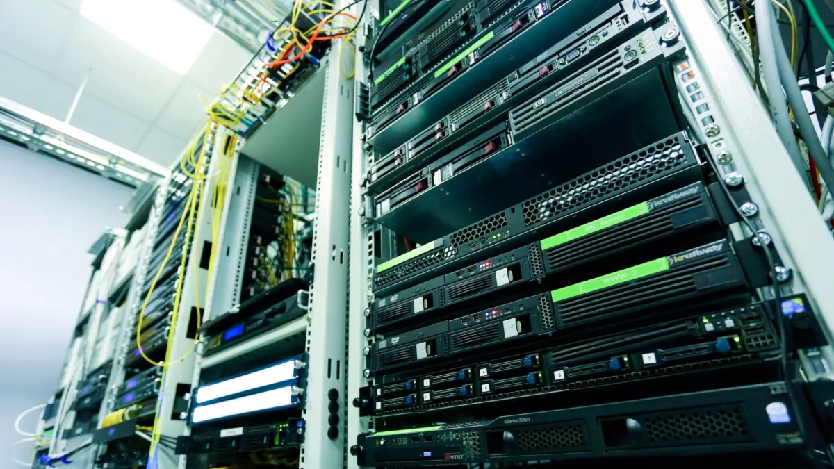 Singapore turns up heat on data centres