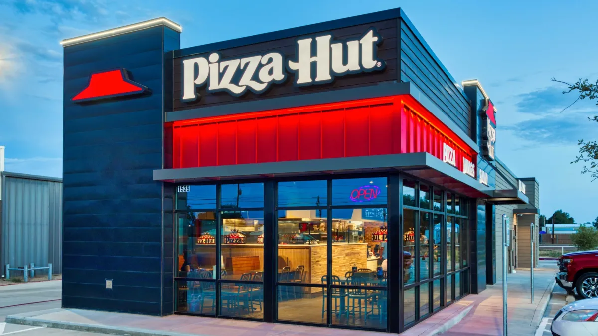 Pizza Hut global CEO resigns following LongRange Capital sale