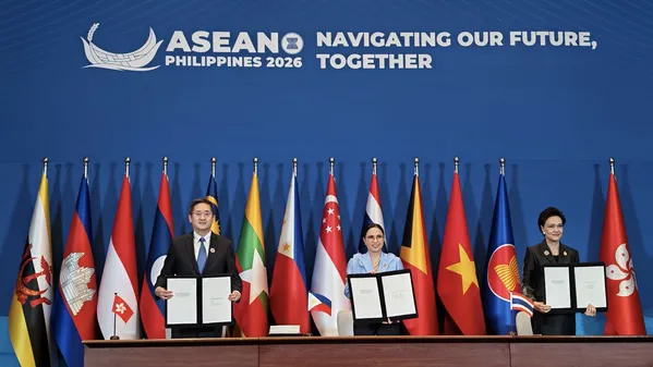 Hong Kong signs ASEAN protocol on equal treatment for investments