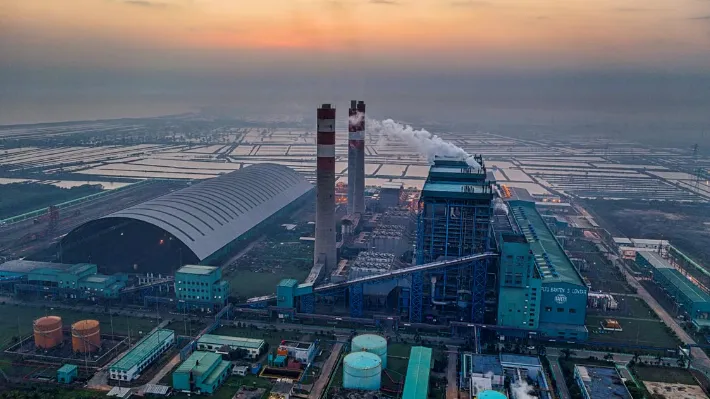Chinese factory growth quickens in August as export orders surge