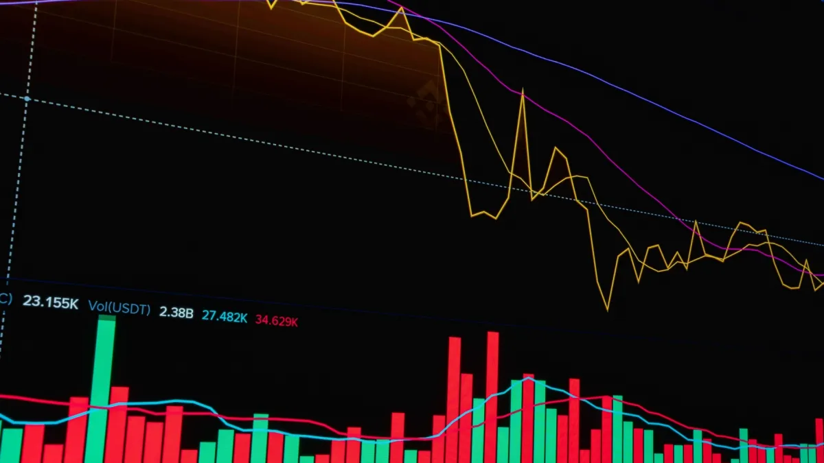 Daily Markets Briefing: STI down 0.25%; Top stock is DFI Retail Group