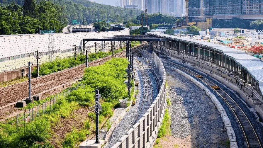 MTR completes first phase of Tung Chung Line Extension track diversion
