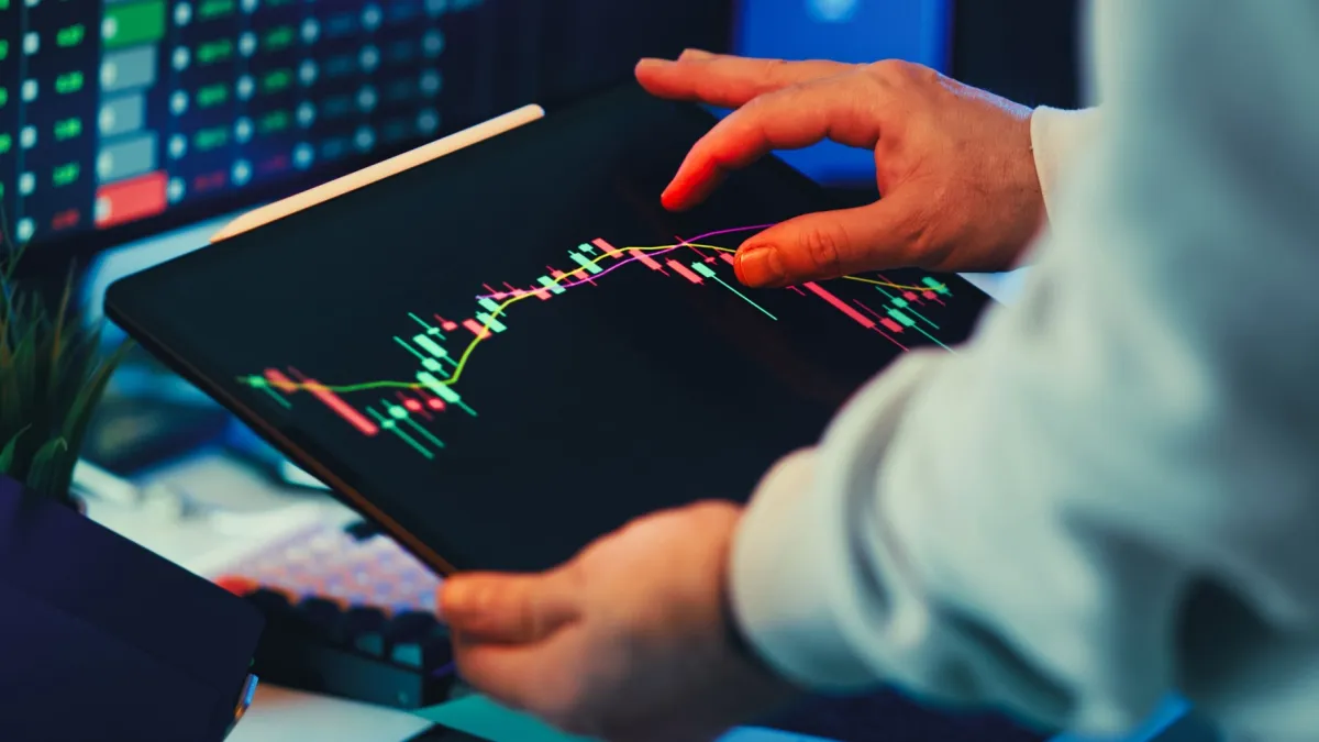 Daily Markets Briefing: STI up 0.94%; Top stock is Yangzijiang Shipbuilding