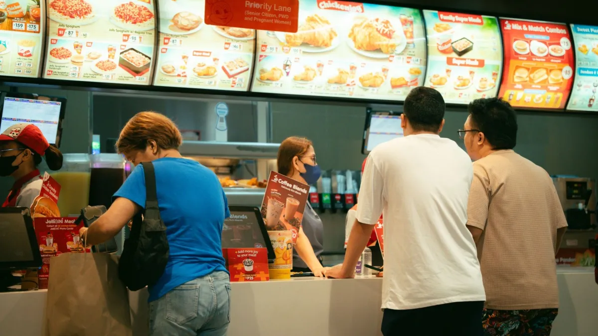Jollibee to spin off, list international arm in Hong Kong