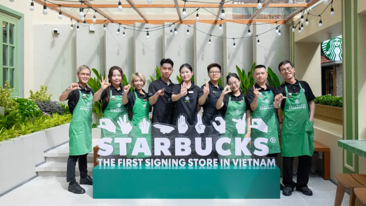Starbucks Vietnam opens first Signing Store in Ho Chi Minh City