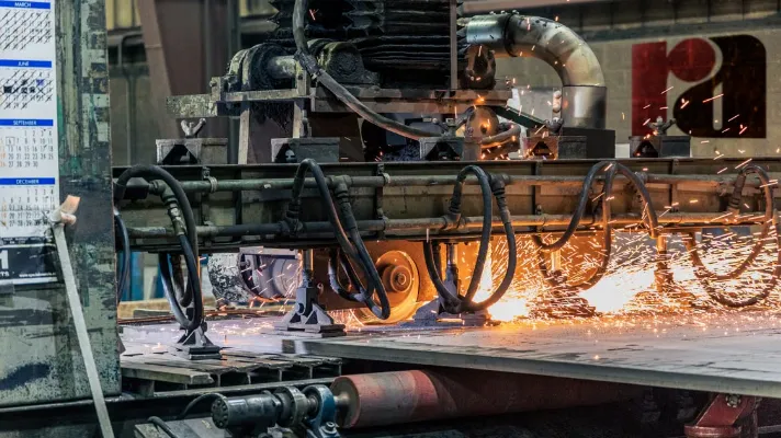 Global manufacturing PMI hits 53.0, strongest since early 2022 