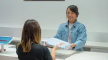 Uniqlo opens first touchpoint store in Singapore