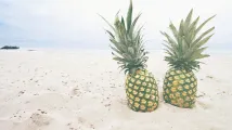 Social Media Wrap: PizzaExpress celebrates International Pineapple Day; Slim Chickens holds after party for movie premier; Frankie & Benny's 1,000 burger giveaway