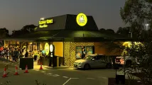 Guzman y Gomez extends trading hours of Lake Haven restaurant 