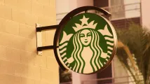 Weekly Global Wrap: Starbucks' new focus to win customers; In-N-Out changes two key ingredients; Wingstop launches the Wing Pass