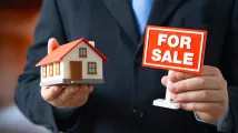 Freehold detached house in White House Park up for sale