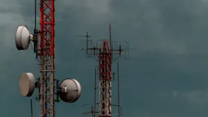 Singapore telecom crowding persists after Simba-M1 deal collapse