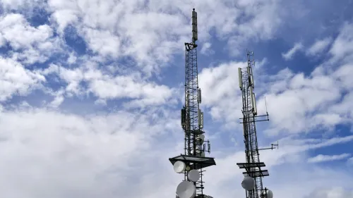 Singapore mulls Digital Infrastructure Act as cloud and data centre risks increase