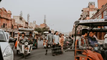 Image of India's life insurance first-year premiums fall