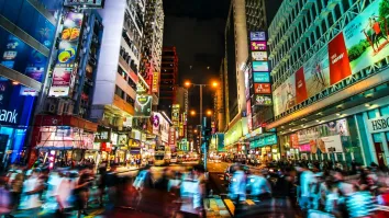 Hong Kong losing appeal as shopping mecca due to tariffs