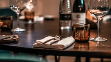 Hospitality sales flat in September as pubs outpace restaurants and bars