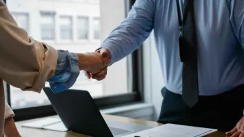 Acrophyte to acquire ESR’s Suntec REIT management stake