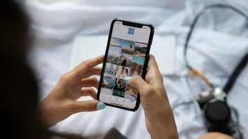 Retail banks embrace social media and streaming to boost revenue