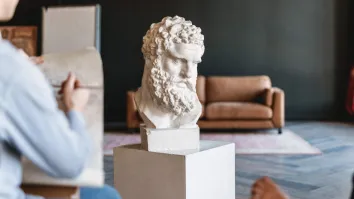 Ultra-high-net-worth population rises 22.9% in first half of 2025