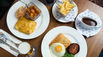 Greggs opens 600th franchise outlet