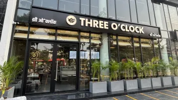 Three O’Clock Café expands to Surat with 7th Indian outlet
