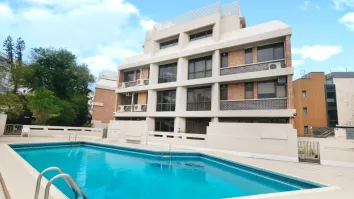 JLL opens $300m tender for Belvedere in Chung Hom Kok