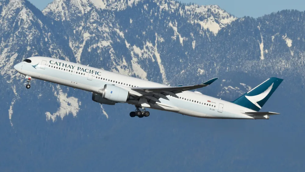 Cathay Pacific halts Dubai and Riyadh flights through 31 May