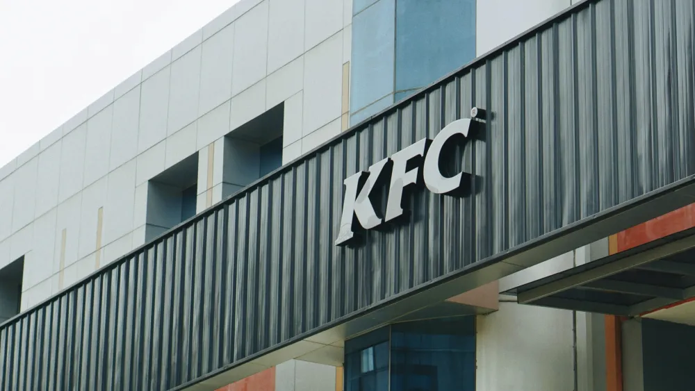 Social Media Wrap: KFC launches a dipping sauce; Grill'd creates a Hot Cross Shakes; The Yiros Shop reveals reason for operational switch