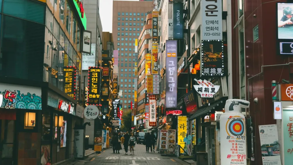Lunar New Year boost pushes South Korea’s offline sales up 14.1%