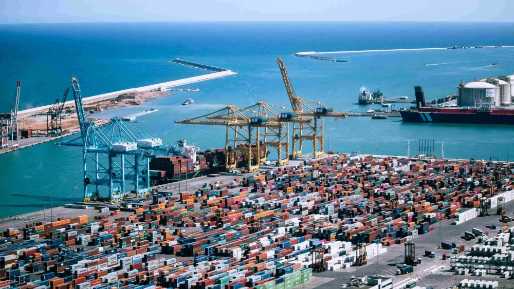 Green shipping service debuts as PIL, PSA, and DNV link platforms