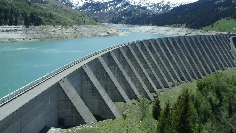 Global hydropower hits record 4,437TWh in 2025 but share of electricity falls