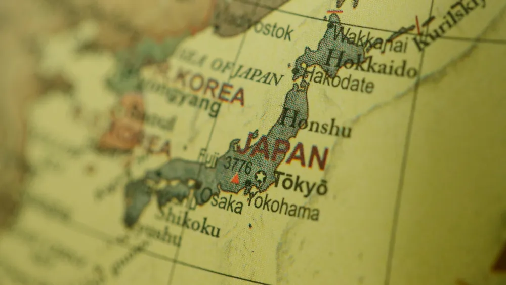 Japan life insurers post 5.9% growth as annuities slip