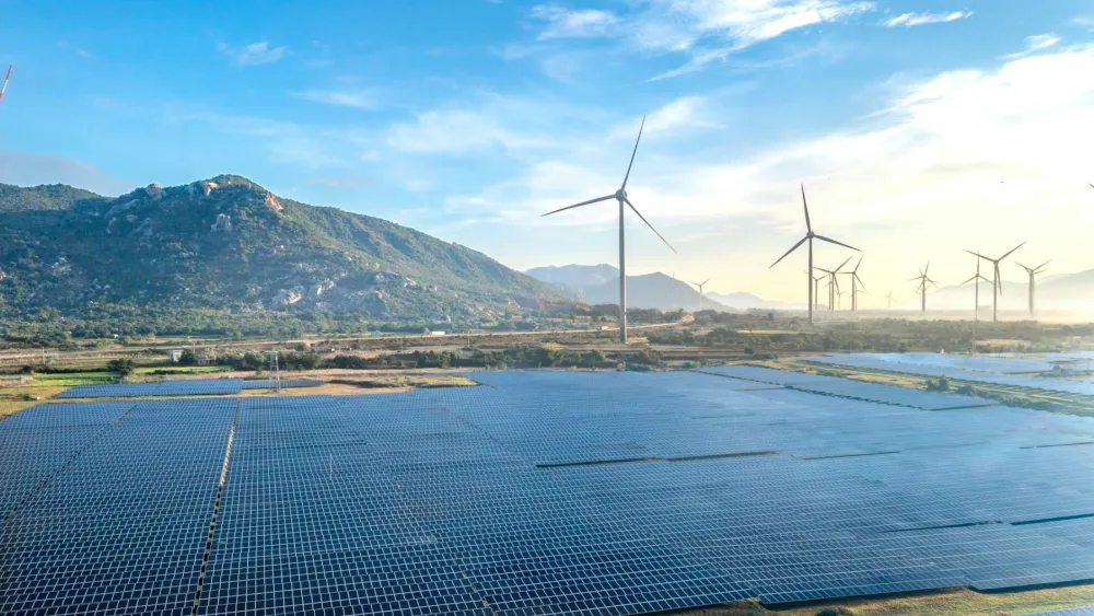 STT GDC Philippines signs 10-year renewable energy deal for data centers