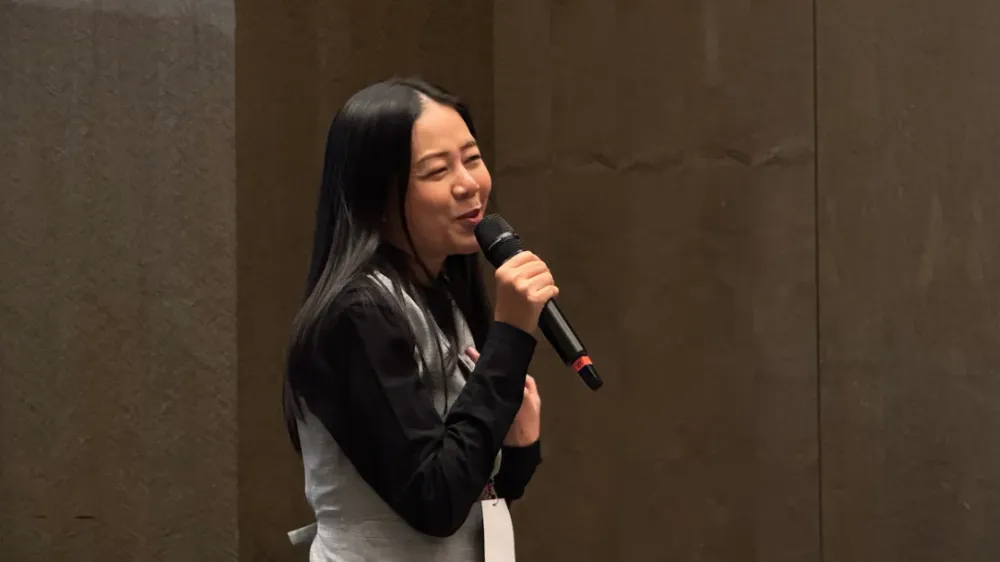 Retailers with fragmented data face algorithmic invisibility