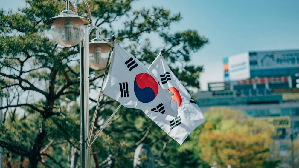 South Korea insurers lift capital by $6b under K-ICS in December 2025